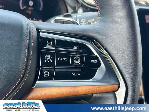 Certified 2023 Jeep Grand Cherokee Summit AWD/4WD image 28