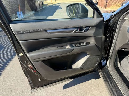 Used 2019 MAZDA CX-5 Touring image 9