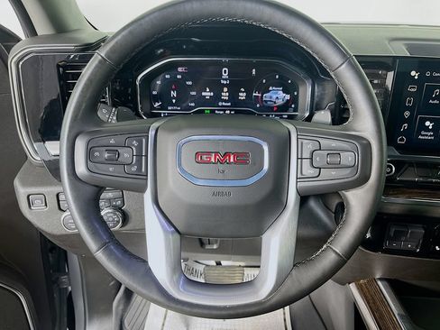 Used 2024 GMC Sierra 1500 Elevation AWD/4WD image 14