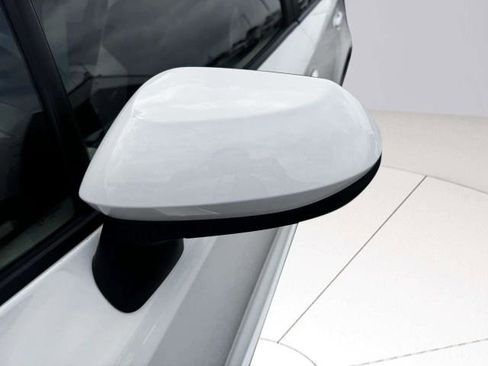 Used 2023 Toyota Corolla LE FWD image 13