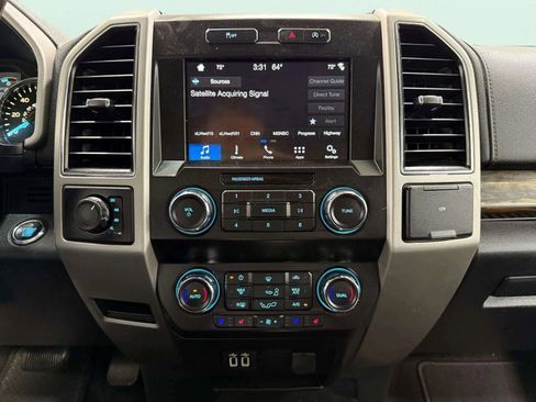 Used 2019 Ford F150 Lariat AWD/4WD image 17