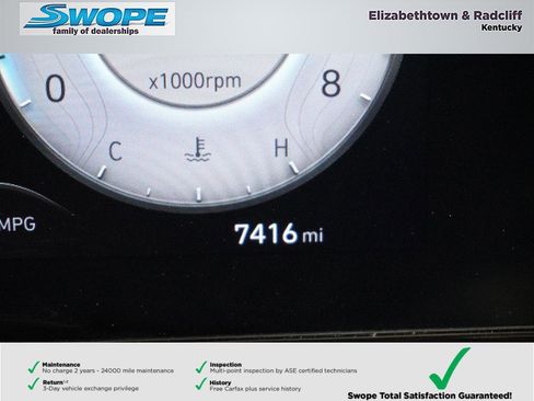 Certified 2025 Hyundai Elantra Limited image 18