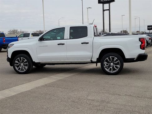 Used 2024 Chevrolet Colorado W/T image 6