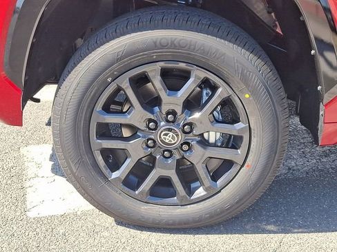 New 2025 Toyota Tundra Platinum AWD/4WD image 7