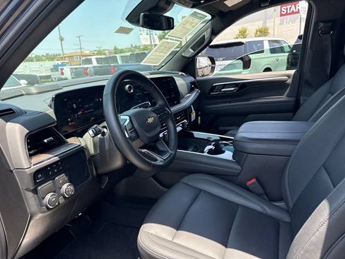 Certified 2026 Chevrolet Suburban LT w/ Comfort Package RWD image 30