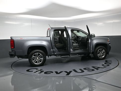 Used 2022 Chevrolet Colorado LT w/ LT Convenience Package AWD/4WD image 26