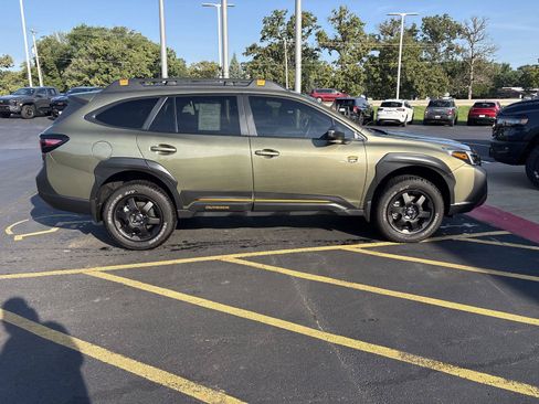 Used 2025 Subaru Outback Wilderness AWD/4WD image 4