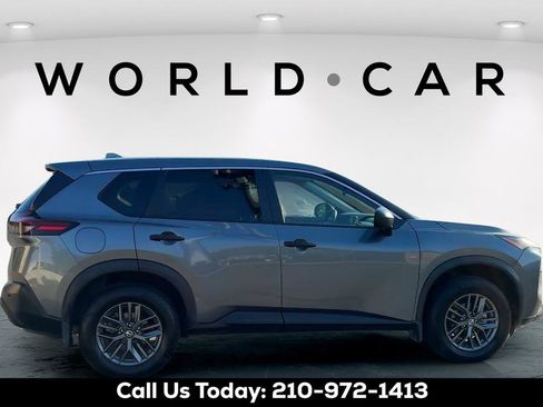 Used 2021 Nissan Rogue S FWD image 8