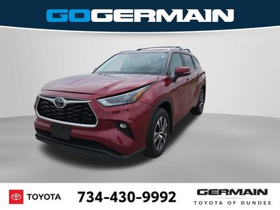 Used 2023 Toyota Highlander XLE