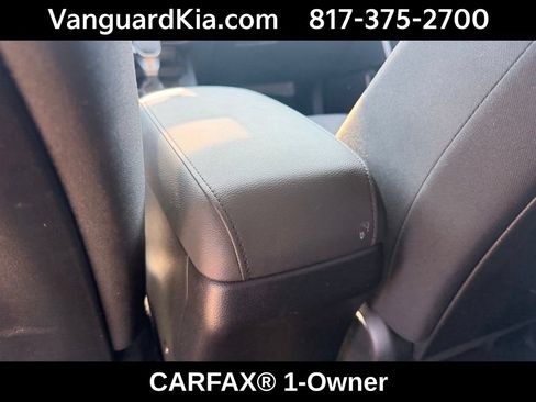 Certified 2025 Kia Soul LX w/ LX Technology Package FWD image 25