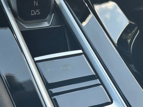 New 2026 Volkswagen Atlas Cross Sport SEL Premium R-Line AWD/4WD image 56