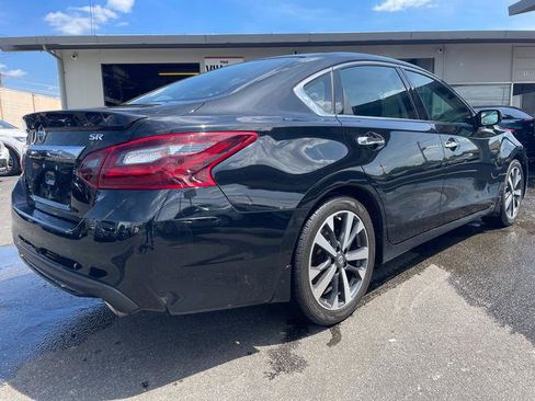 Used 2017 Nissan Altima 2.5 SR image 3