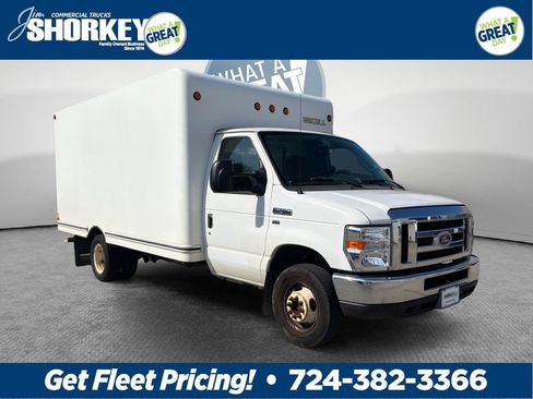 Used 2016 Ford E-350 and Econoline 350 Super Duty RWD image 1