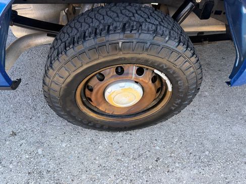 Used 2016 Ford F150 XL w/ Equipment Group 101A Mid RWD image 13