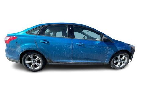Used 2014 Ford Focus SE w/ SE Winter Package image 7
