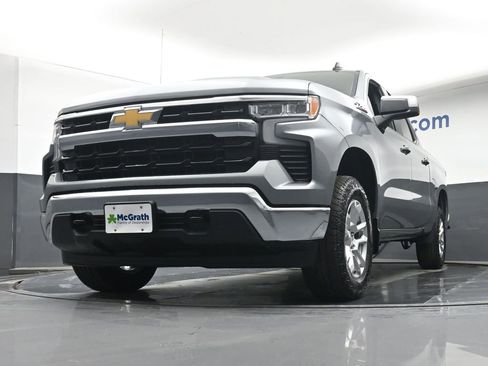 New 2026 Chevrolet Silverado 1500 LT w/ Z71 Off-Road Package AWD/4WD image 6