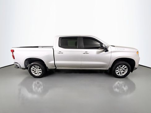 Used 2022 Chevrolet Silverado 1500 LT image 11