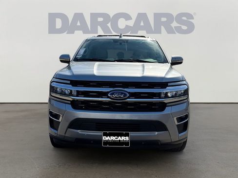 Used 2024 Ford Expedition Limited image 2