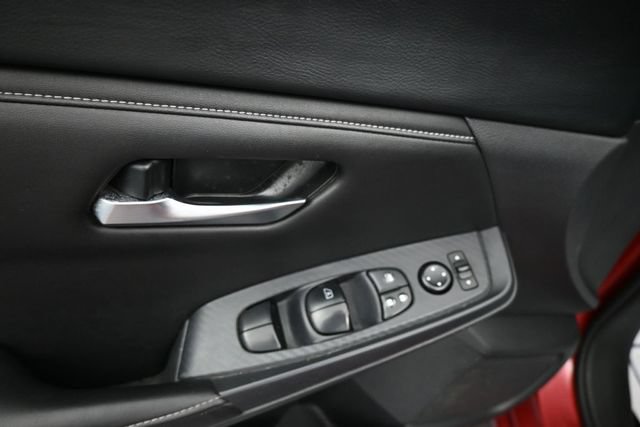 Used 2024 Nissan Sentra SV FWD image 10