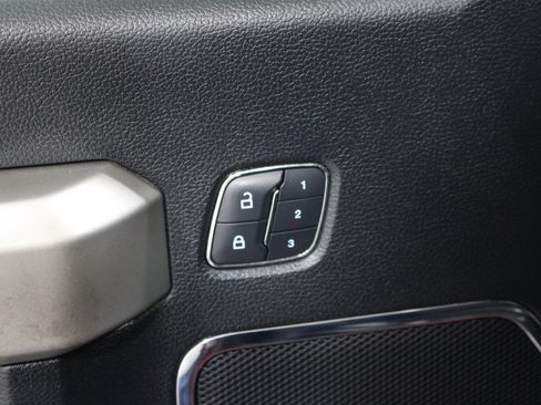 Used 2015 Ford F150 Lariat w/ Equipment Group 502A Luxury image 7