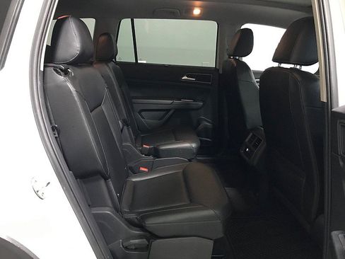 Used 2019 Volkswagen Atlas SE FWD image 18