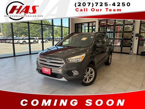 Used 2018 Ford Escape SE AWD/4WD image 1