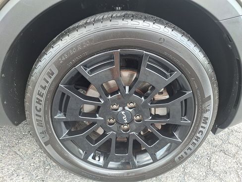 Used 2022 Kia Telluride SX w/ SX Prestige Package AWD/4WD image 8