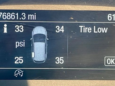 Used 2018 Ford EcoSport SE w/ SE Convenience Package image 21