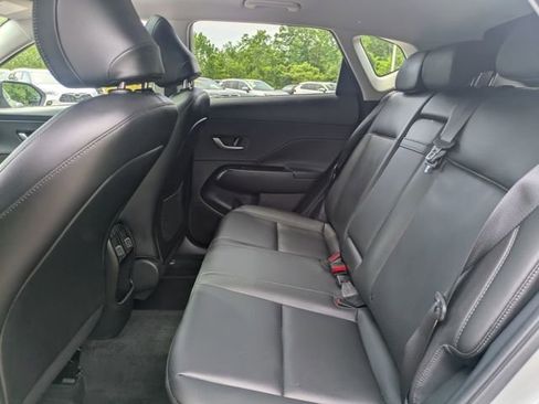 Used 2024 Hyundai Kona Limited AWD/4WD image 17