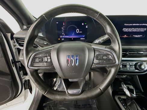 Used 2024 Buick Envista Sport Touring w/ Convenience II Package image 13