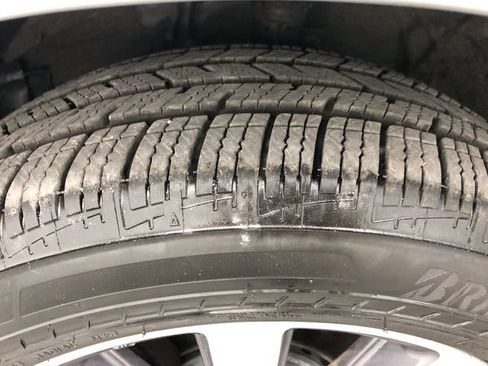 Used 2019 Toyota Sienna Limited Premium AWD/4WD image 30