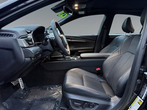 Used 2025 Toyota Camry XSE w/ Premium Package image 12