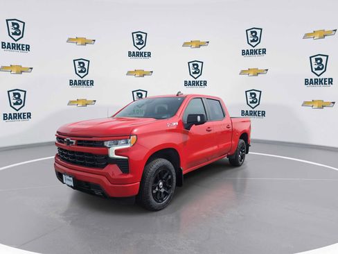Used 2023 Chevrolet Silverado 1500 RST AWD/4WD image 4