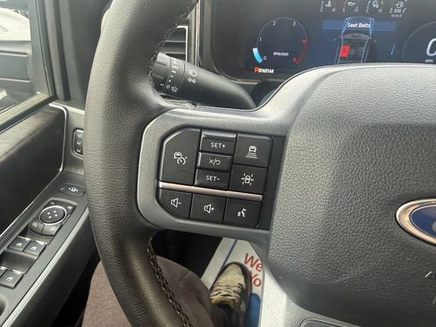 Used 2025 Ford F350 Lariat w/ Lariat Ultimate Package AWD/4WD image 22