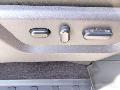 Used 2014 Ford F250 Lariat w/ Lariat Ultimate Package image 22