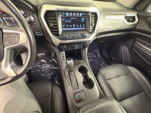 Used 2019 GMC Acadia SLT AWD/4WD image 16