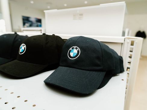 Used 2012 Mercedes-Benz GLK 350 4MATIC image 8