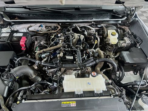 Used 2024 Toyota Tacoma TRD Off-Road AWD/4WD image 31