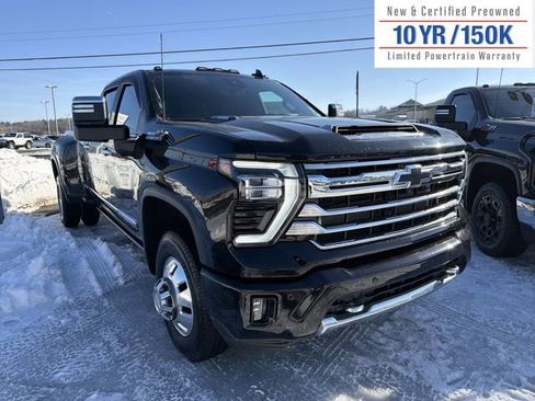 Used 2024 Chevrolet Silverado 3500 High Country w/ High Country Premium Package image 3