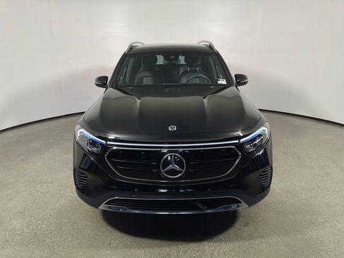 Used 2023 Mercedes-Benz EQB 300 4MATIC image 8