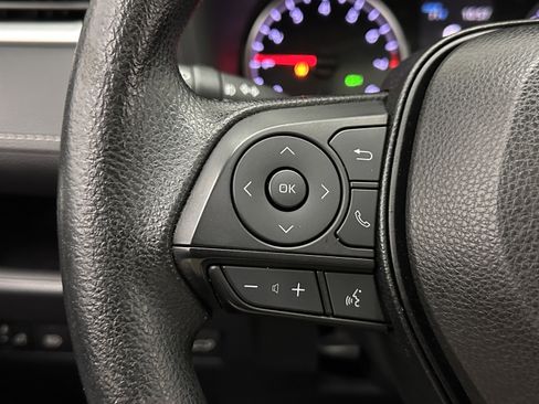 Used 2019 Toyota RAV4 XLE image 21