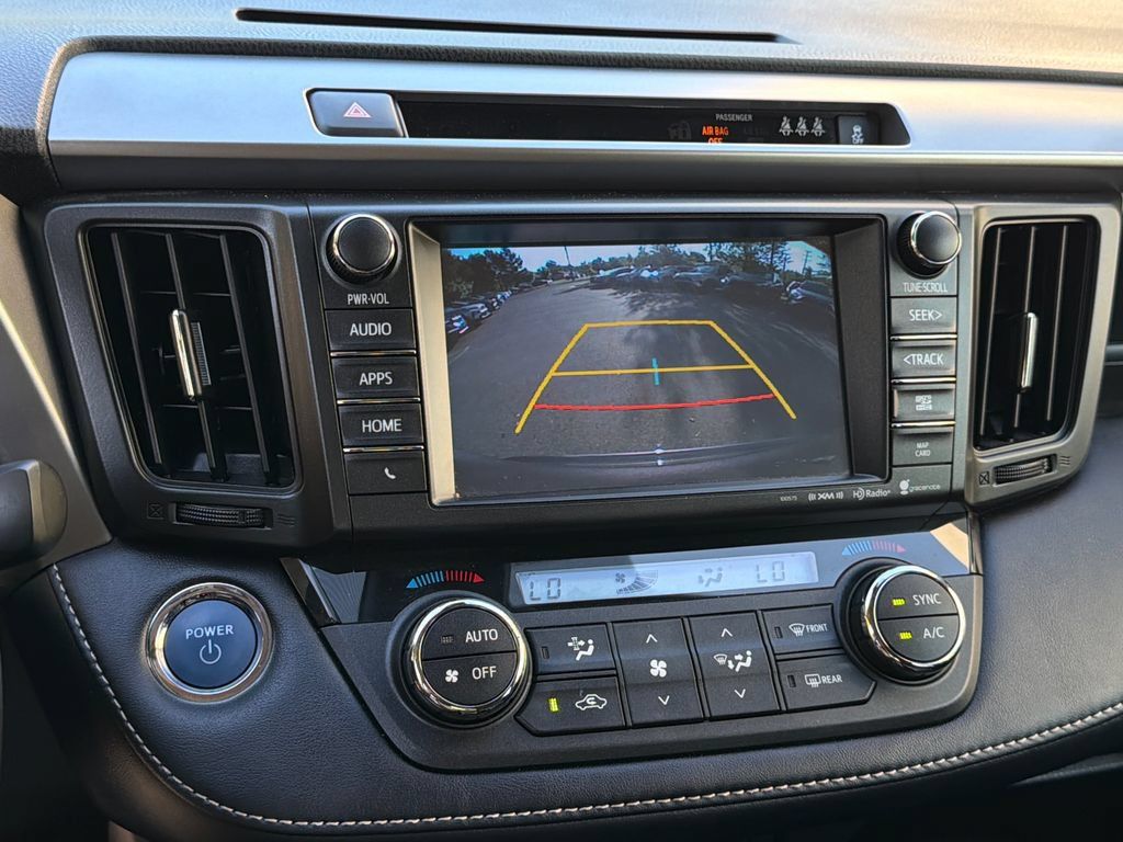 Used 2017 Toyota RAV4 XLE w/ Convenience Package AWD/4WD image 30