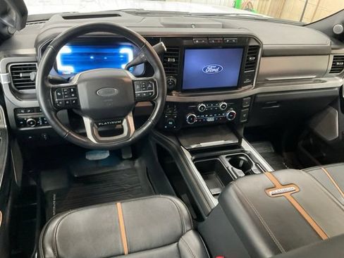 Used 2024 Ford F350 Platinum w/ FX4 Off-Road Package AWD/4WD image 9