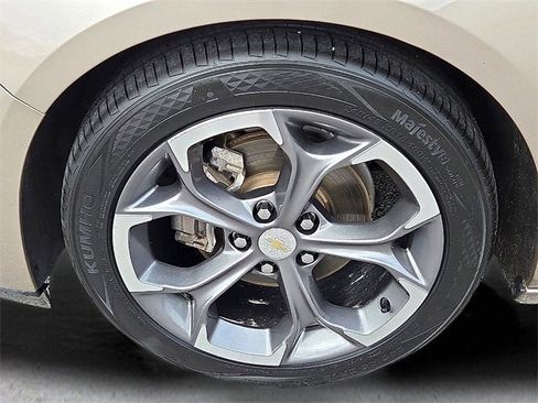 Certified 2024 Chevrolet Malibu LT image 9