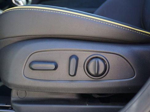 Used 2025 Chevrolet TrailBlazer ACTIV w/ Convenience Package image 22