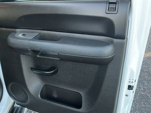 Used 2014 GMC Sierra 2500 SLE w/ SLE Preferred Package image 18