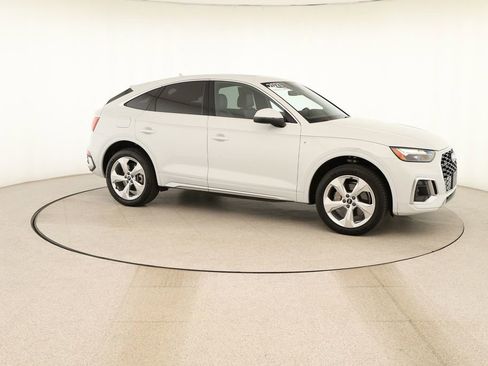 Certified 2021 Audi Q5 2.0T Premium Plus w/ Premium Plus Package image 9