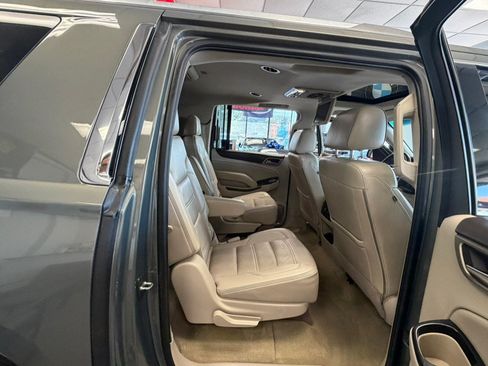 Used 2018 GMC Yukon XL Denali AWD/4WD image 32
