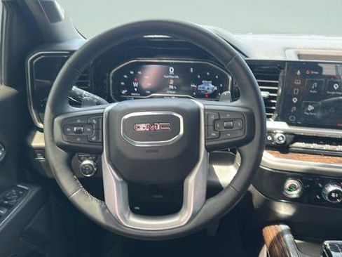 Used 2023 GMC Sierra 1500 Elevation w/ X31 Off-Road Package AWD/4WD image 13