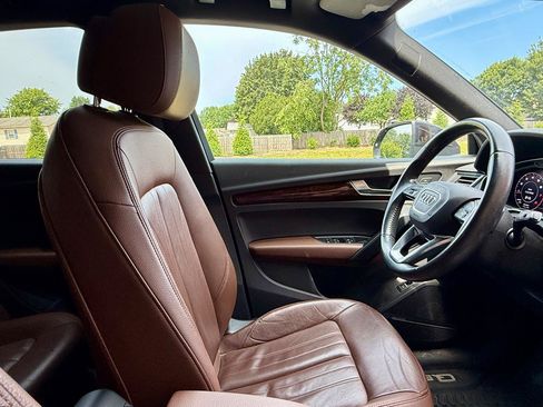 Used 2018 Audi Q5 2.0T Premium Plus AWD/4WD image 23